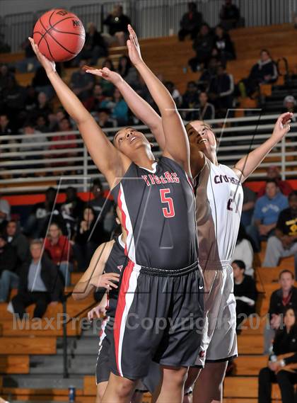 Thumbnail 3 in Patterson vs. Modesto Christian (CIF SJS D3 Playoffs) photogallery.