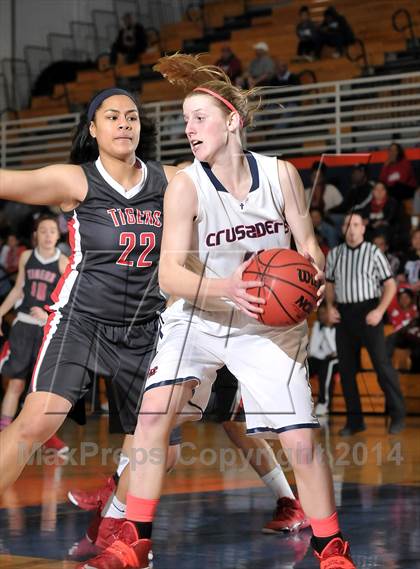 Thumbnail 1 in Patterson vs. Modesto Christian (CIF SJS D3 Playoffs) photogallery.