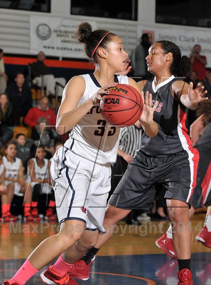 Thumbnail 2 in Patterson vs. Modesto Christian (CIF SJS D3 Playoffs) photogallery.