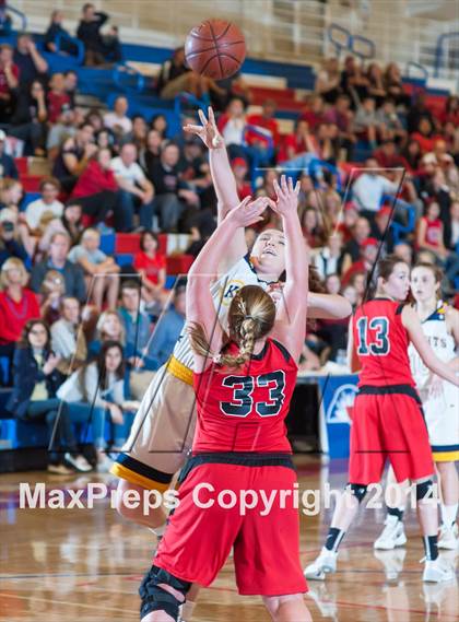 Thumbnail 1 in Castilleja vs. Menlo (CIF CCS D4 Final) photogallery.