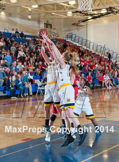 Thumbnail 2 in Castilleja vs. Menlo (CIF CCS D4 Final) photogallery.