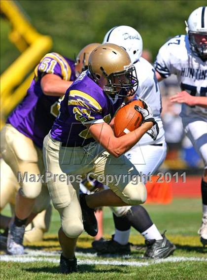 Thumbnail 2 in Huntington @ Sayville photogallery.