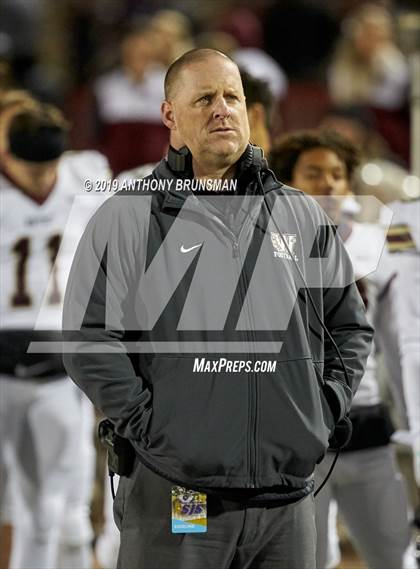 Thumbnail 3 in Elk Grove vs. Whitney (CIF SJS D2 Final) photogallery.