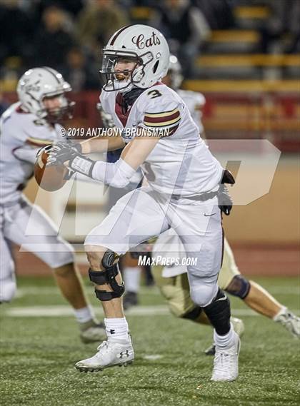 Thumbnail 2 in Elk Grove vs. Whitney (CIF SJS D2 Final) photogallery.
