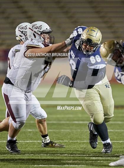 Thumbnail 2 in Elk Grove vs. Whitney (CIF SJS D2 Final) photogallery.