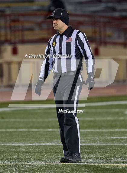 Thumbnail 2 in Elk Grove vs. Whitney (CIF SJS D2 Final) photogallery.