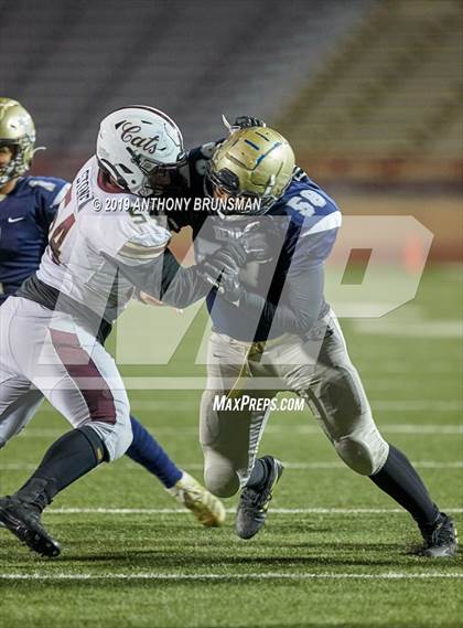 Thumbnail 2 in Elk Grove vs. Whitney (CIF SJS D2 Final) photogallery.