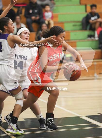 Thumbnail 2 in Washington Union vs. Central (H.I.T Hoover High School) photogallery.