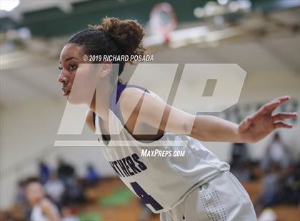 Thumbnail 2 in Washington Union vs. Central (H.I.T Hoover High School) photogallery.