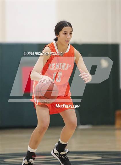Thumbnail 1 in Washington Union vs. Central (H.I.T Hoover High School) photogallery.