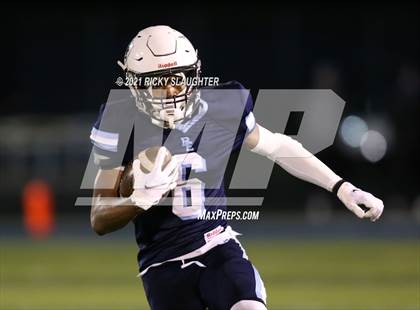 Thumbnail 2 in O'Fallon @ Belleville East photogallery.
