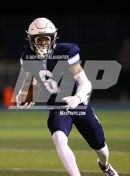 Thumbnail 3 in O'Fallon @ Belleville East photogallery.