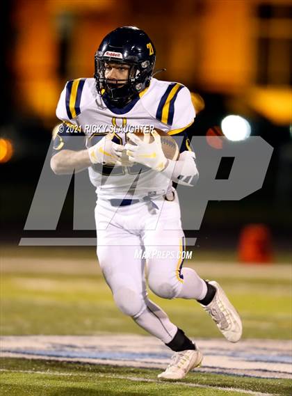 Thumbnail 1 in O'Fallon @ Belleville East photogallery.