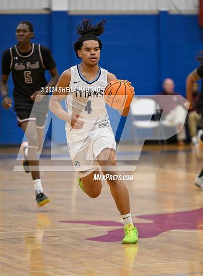 Thumbnail 1 in North Tampa Christian Academy vs Lake Worth (Sun Bash Tampa) photogallery.