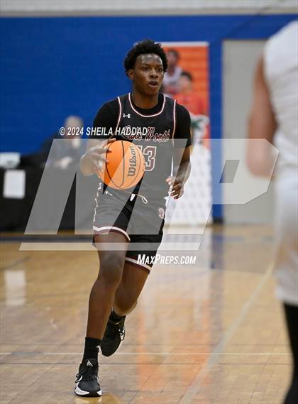 Thumbnail 2 in North Tampa Christian Academy vs Lake Worth (Sun Bash Tampa) photogallery.