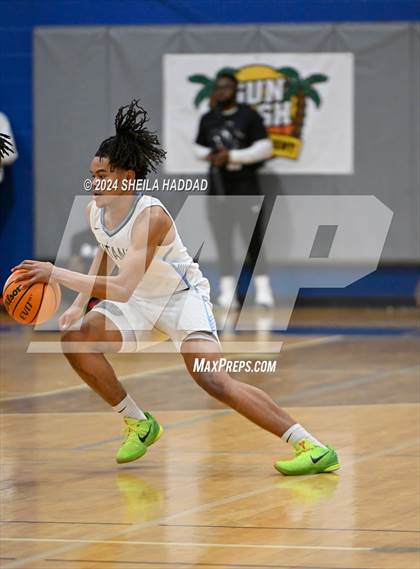 Thumbnail 2 in North Tampa Christian Academy vs Lake Worth (Sun Bash Tampa) photogallery.
