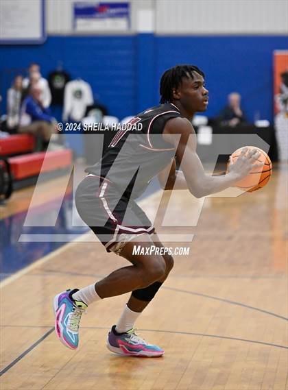 Thumbnail 2 in North Tampa Christian Academy vs Lake Worth (Sun Bash Tampa) photogallery.