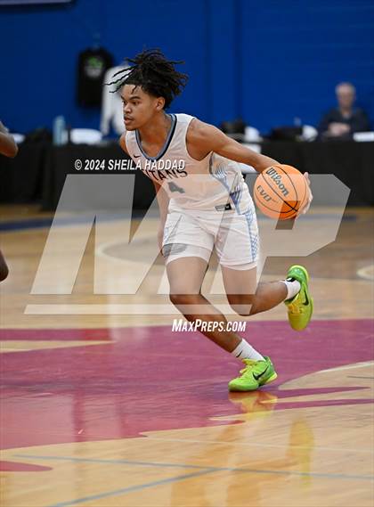 Thumbnail 2 in North Tampa Christian Academy vs Lake Worth (Sun Bash Tampa) photogallery.