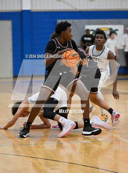 Thumbnail 1 in North Tampa Christian Academy vs Lake Worth (Sun Bash Tampa) photogallery.