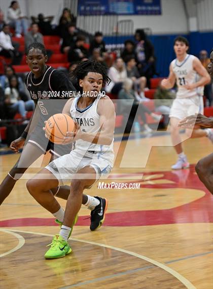 Thumbnail 1 in North Tampa Christian Academy vs Lake Worth (Sun Bash Tampa) photogallery.