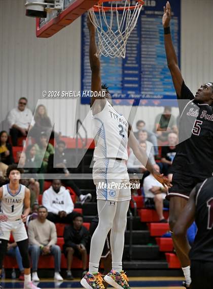 Thumbnail 3 in North Tampa Christian Academy vs Lake Worth (Sun Bash Tampa) photogallery.