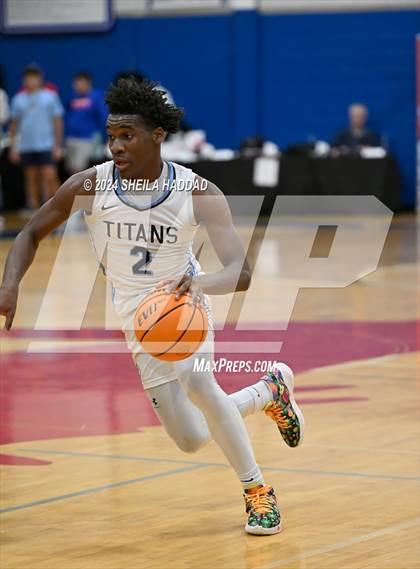 Thumbnail 2 in North Tampa Christian Academy vs Lake Worth (Sun Bash Tampa) photogallery.