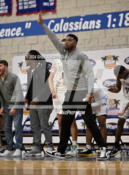 Thumbnail 2 in North Tampa Christian Academy vs Lake Worth (Sun Bash Tampa) photogallery.