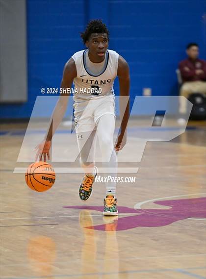Thumbnail 3 in North Tampa Christian Academy vs Lake Worth (Sun Bash Tampa) photogallery.
