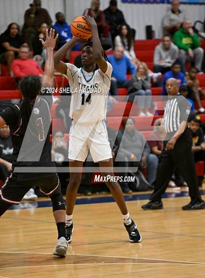 Thumbnail 2 in North Tampa Christian Academy vs Lake Worth (Sun Bash Tampa) photogallery.