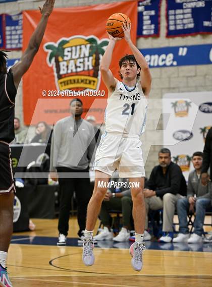 Thumbnail 1 in North Tampa Christian Academy vs Lake Worth (Sun Bash Tampa) photogallery.