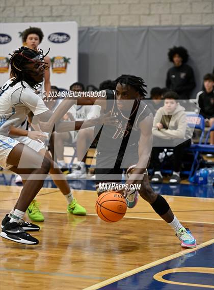 Thumbnail 2 in North Tampa Christian Academy vs Lake Worth (Sun Bash Tampa) photogallery.