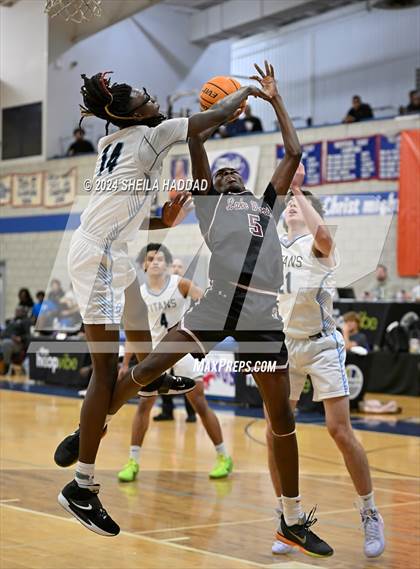 Thumbnail 3 in North Tampa Christian Academy vs Lake Worth (Sun Bash Tampa) photogallery.
