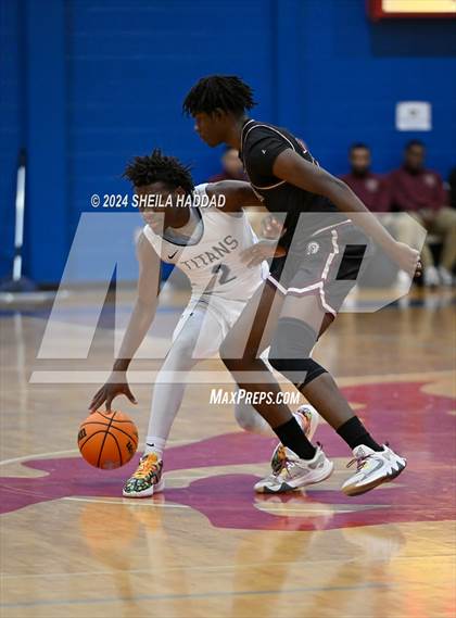 Thumbnail 3 in North Tampa Christian Academy vs Lake Worth (Sun Bash Tampa) photogallery.