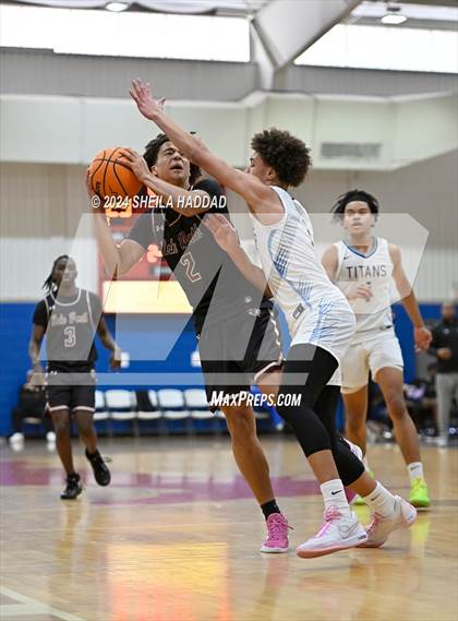 Thumbnail 3 in North Tampa Christian Academy vs Lake Worth (Sun Bash Tampa) photogallery.