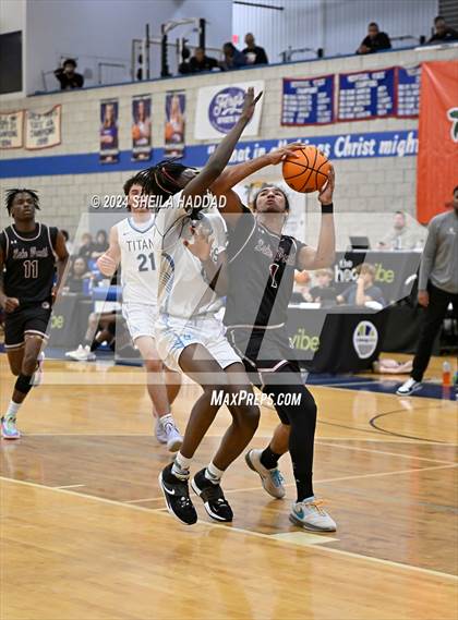 Thumbnail 1 in North Tampa Christian Academy vs Lake Worth (Sun Bash Tampa) photogallery.