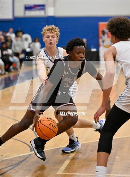 Thumbnail 3 in North Tampa Christian Academy vs Lake Worth (Sun Bash Tampa) photogallery.