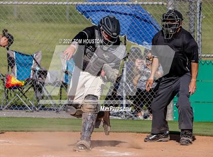 Thumbnail 3 in Warren @ Monrovia photogallery.