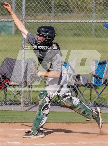 Thumbnail 1 in Warren @ Monrovia photogallery.