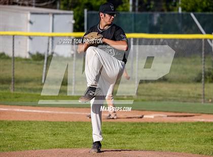 Thumbnail 3 in Warren @ Monrovia photogallery.