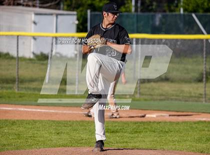 Thumbnail 2 in Warren @ Monrovia photogallery.
