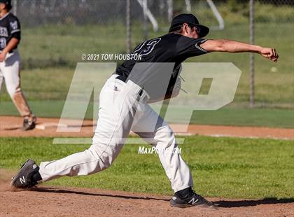 Thumbnail 1 in Warren @ Monrovia photogallery.