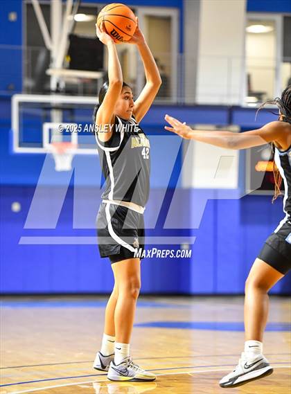 Thumbnail 2 in Academy of Central Florida v Jordan Christian Prep (IMG Ascender Classic) photogallery.