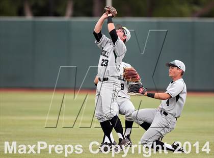 Thumbnail 2 in Carroll vs. Flower Mound (UIL 5A Regional Semifinal Playoff) photogallery.