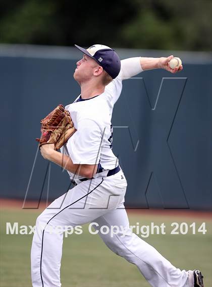 Thumbnail 2 in Carroll vs. Flower Mound (UIL 5A Regional Semifinal Playoff) photogallery.