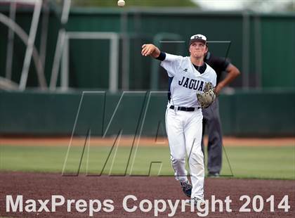 Thumbnail 2 in Carroll vs. Flower Mound (UIL 5A Regional Semifinal Playoff) photogallery.