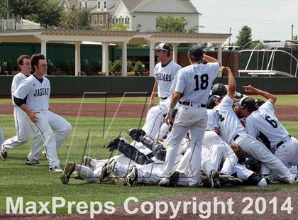Thumbnail 1 in Carroll vs. Flower Mound (UIL 5A Regional Semifinal Playoff) photogallery.