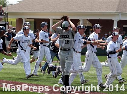 Thumbnail 2 in Carroll vs. Flower Mound (UIL 5A Regional Semifinal Playoff) photogallery.