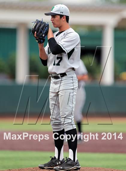 Thumbnail 3 in Carroll vs. Flower Mound (UIL 5A Regional Semifinal Playoff) photogallery.