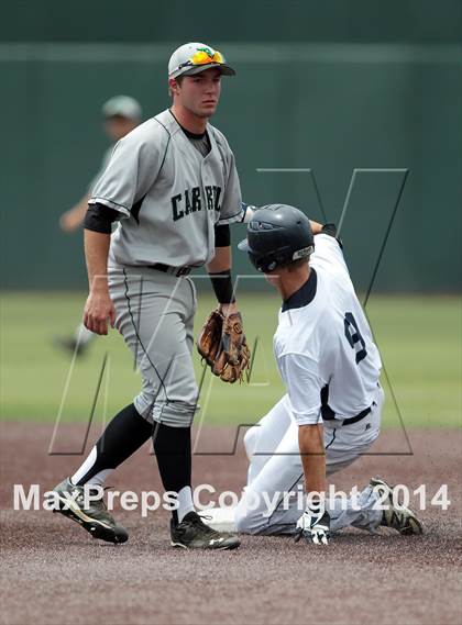 Thumbnail 1 in Carroll vs. Flower Mound (UIL 5A Regional Semifinal Playoff) photogallery.