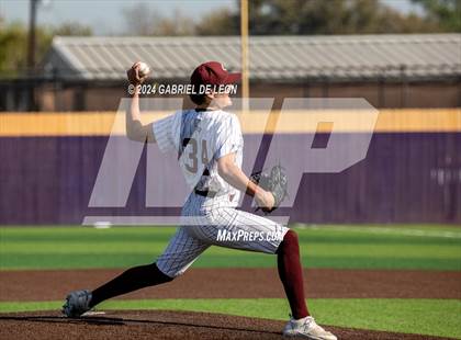 Thumbnail 3 in McAllen vs. Calallen (McAllen Tournament) photogallery.